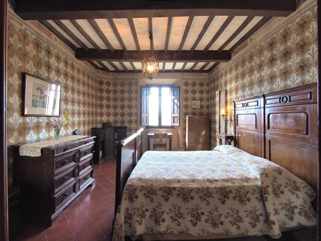 Апарт отель Castello Di Montalto Кастельнуово-Берарденга Экстерьер фото