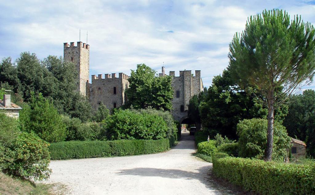 Апарт отель Castello Di Montalto Кастельнуово-Берарденга Экстерьер фото